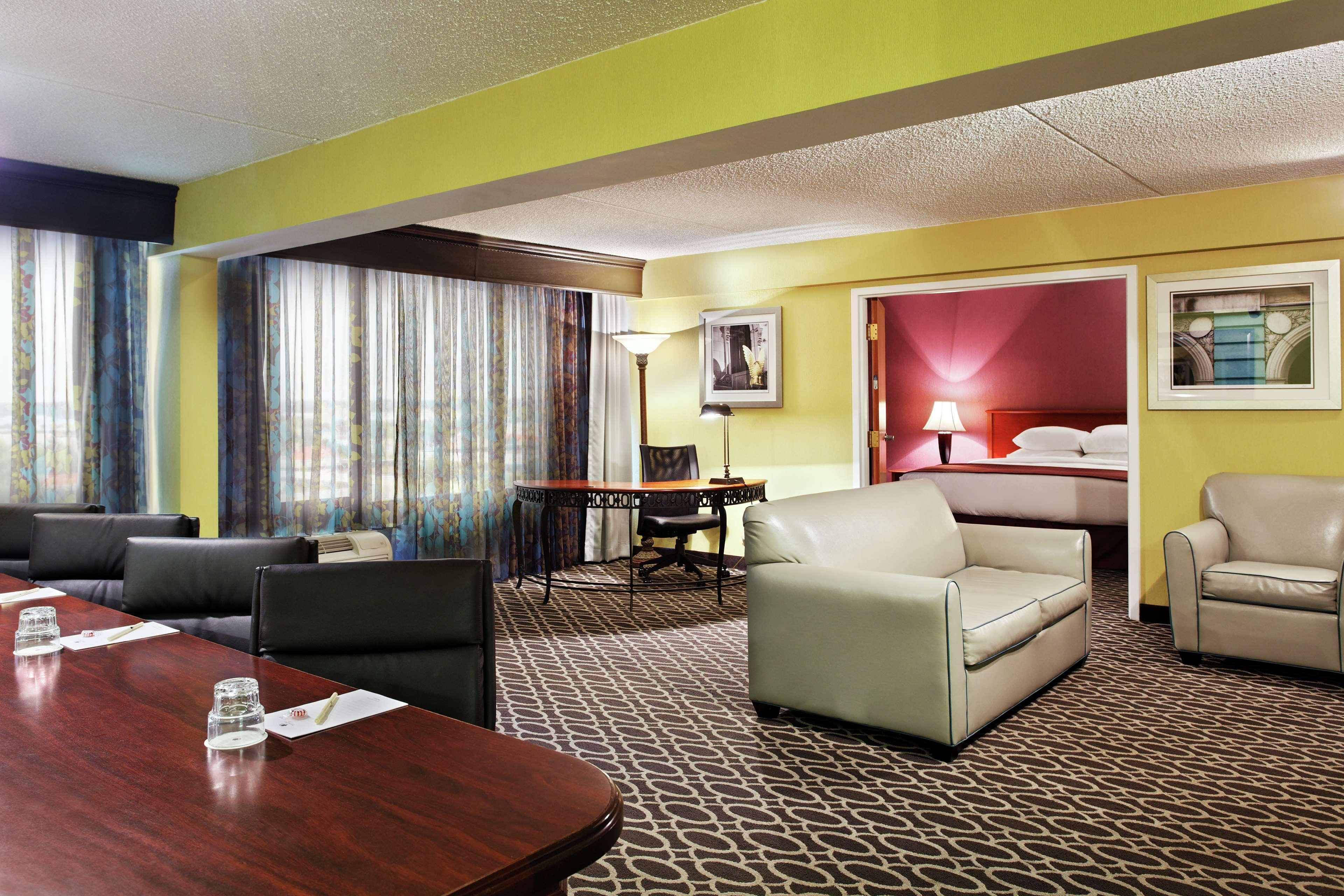 Doubletree By Hilton Richmond - Midlothian Hotel Exterior photo
